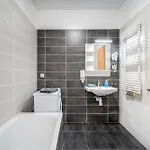 Elegance Retreat Apartament