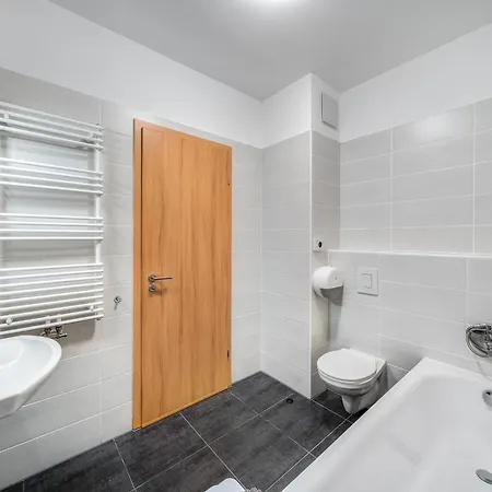 Elegance Retreat Апартаменты