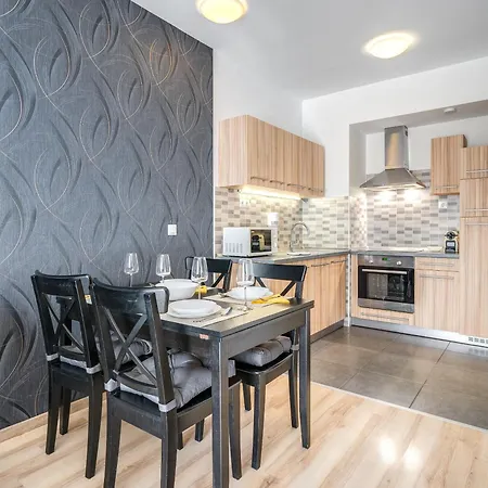 Elegance Retreat * Budapest