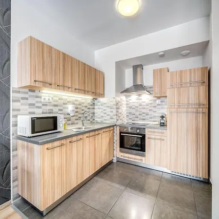 Elegance Retreat Apartman *